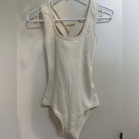 ARQ Cleo Leo Bodysuit ‘Cotton’ color - Picture 1 of 3